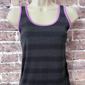 Reebok Dri-Fit Athletic Wear Top‎